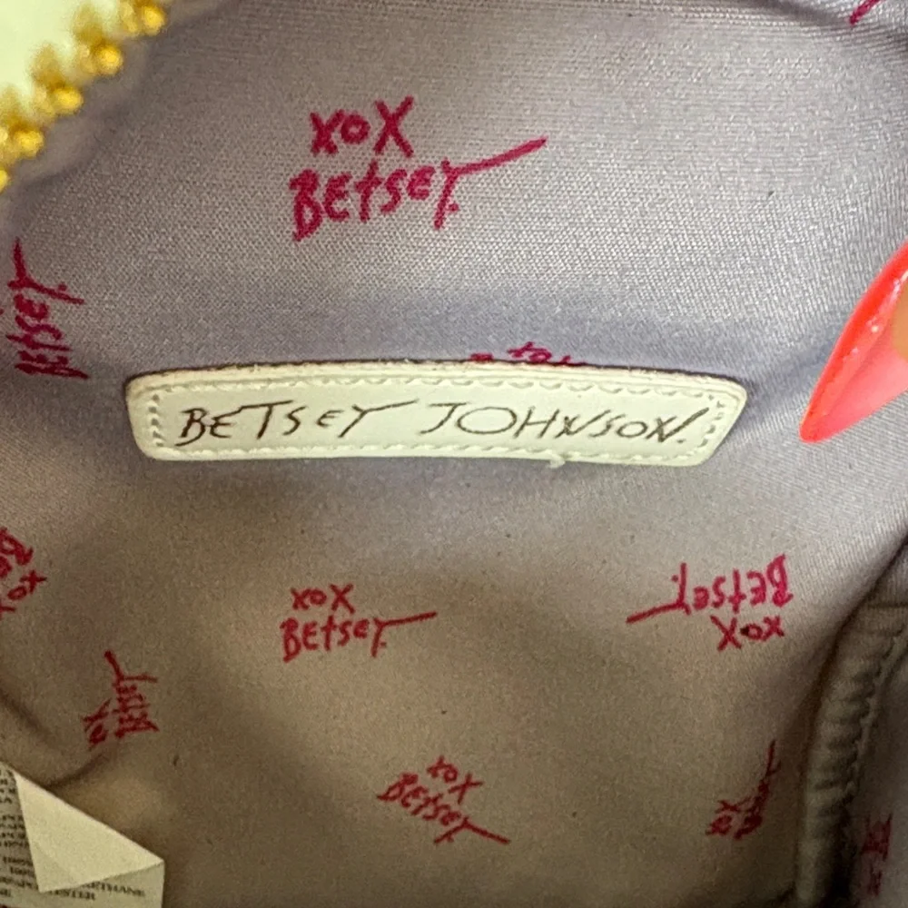 Betsey Johnson White Furry dog Backpack - Picture 10 of 13